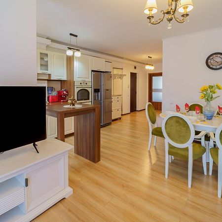 5* Mansion In City Center Cluj-Napoca Eksteriør bilde