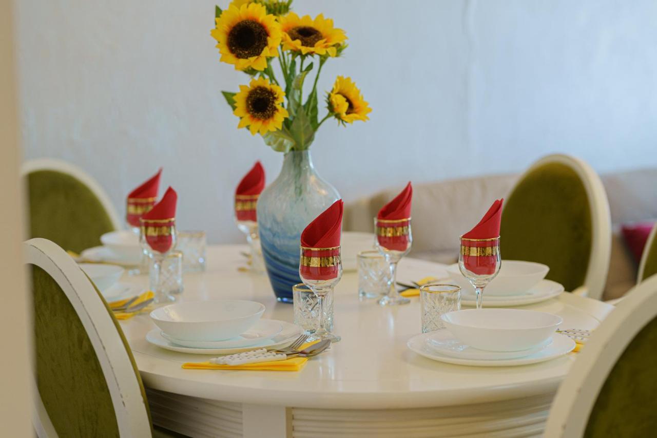 5* Mansion In City Center Cluj-Napoca Eksteriør bilde