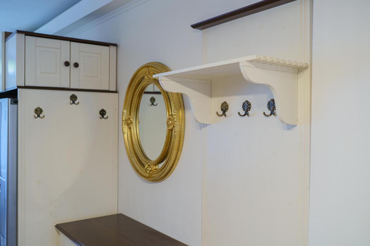 5* Mansion In City Center Cluj-Napoca Eksteriør bilde